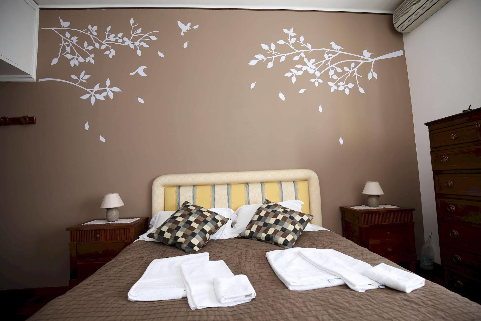 Anastasio II Bed & Breakfast Рим Экстерьер фото